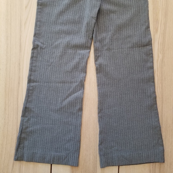 The Limited Cassidy Fit Wide Legged Pinstripe Trousers | Size 8 - Picture 5 of 8